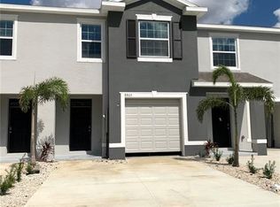 8805 Milestone Dr, Sarasota, FL 34238