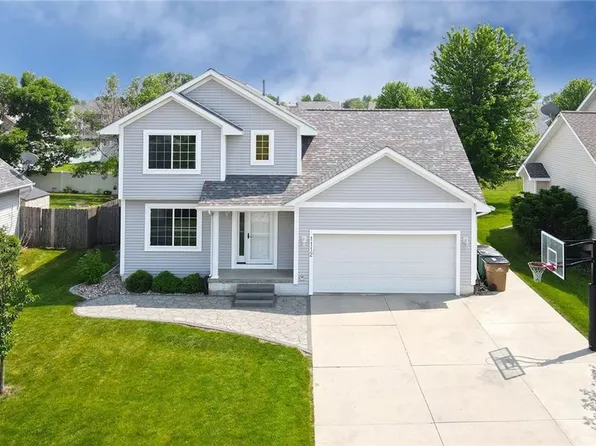 1112 SE 3rd St, Grimes, IA 50111