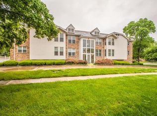 102 E Bodley Ave APT 104, Saint Louis, MO