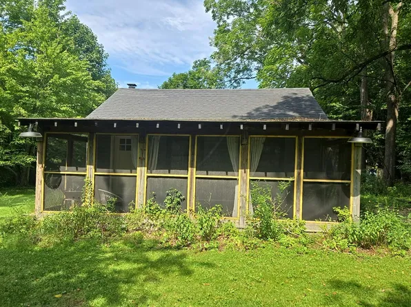 9201 Maudlin Rd, New Buffalo, MI 49117