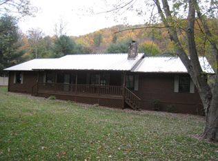 556 Tiger Creek Rd, Roan Mountain, TN 37687