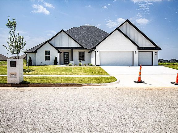 4th image of 9208 SW 30th St