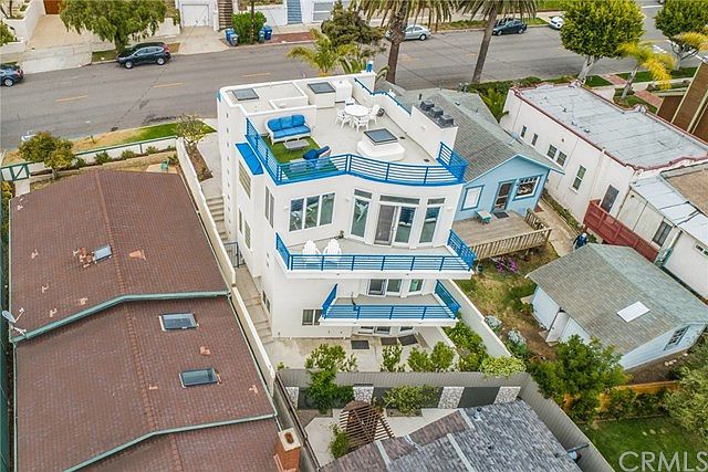 1st image of 409 S Francisca Ave