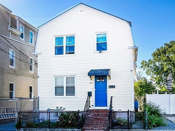2nd image of 125 Field St