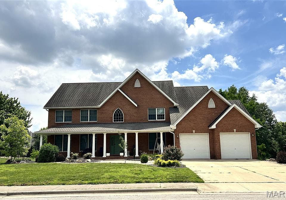 1st image of 863 Marc Dr