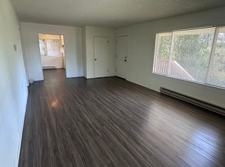 3402 Hollywood Ave APT 8, Bellingham, WA 98225