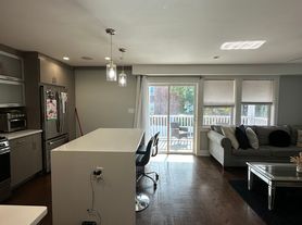 13 Ruthven St, Boston, MA