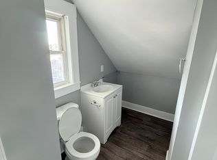 187 Merrimack St APT 6, Manchester, NH 03103