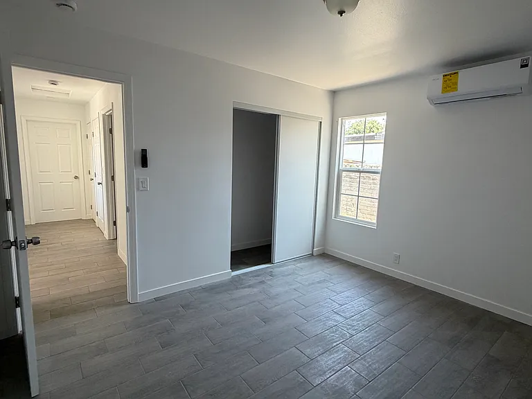 3910 Cedar Ave #3912 — Photo 5