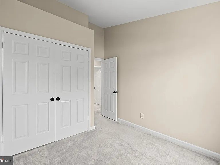 6804 Signature Cir — Photo 19
