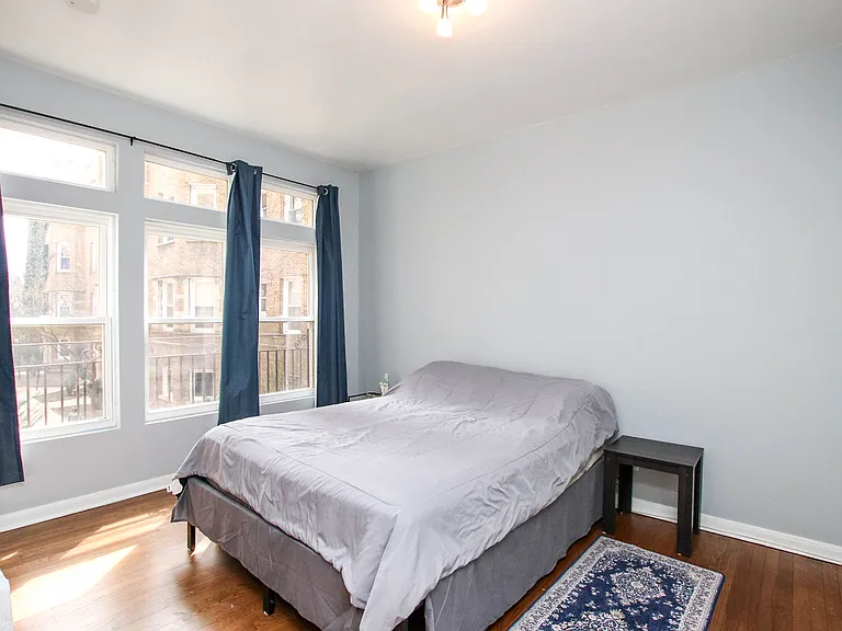 1626 W Farwell Ave #1F — Photo 6