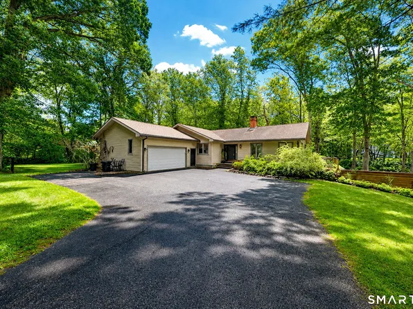 147 Johnson Pond Lane, Westbrook, CT 06498