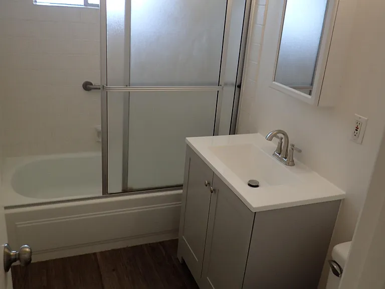 314 W Canon Perdido St #12 — Photo 8