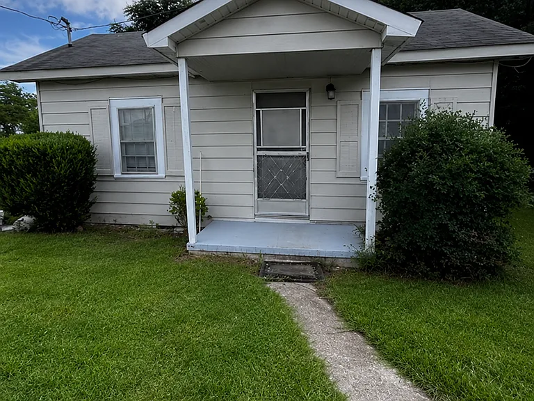408 Hiley St — Photo 1