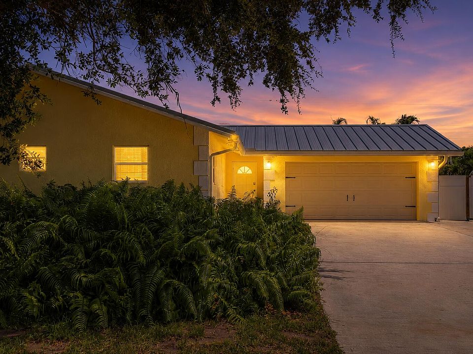 1st image of 384 NW 23rd Street