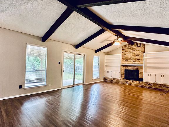 4th image of 1504 Sagebrush Dr