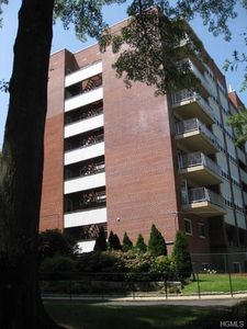 370 Westchester Ave APT 2P, Port Chester, NY, 10573