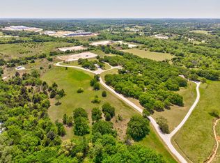 215 W Bethesda Rd, Burleson, TX 76028