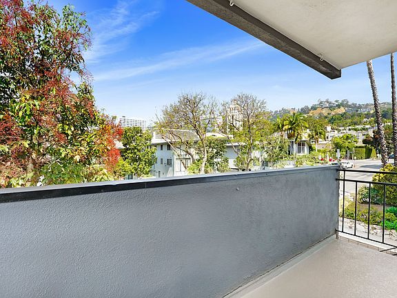 3rd image of 1264 N Sweetzer Ave #201