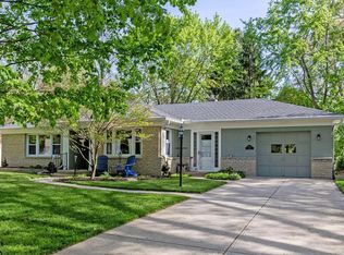 247 W Southington Ave, Worthington, OH 43085