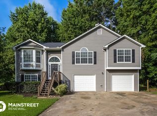 2698 Johnsbrooke Dr, Lithia Springs, GA 30122