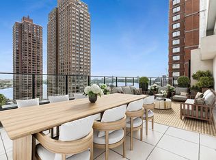 427 E 90th St PENTHOUSE 11, New York, NY