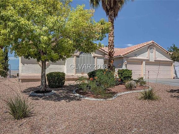 2nd image of 1479 Channelwood Dr