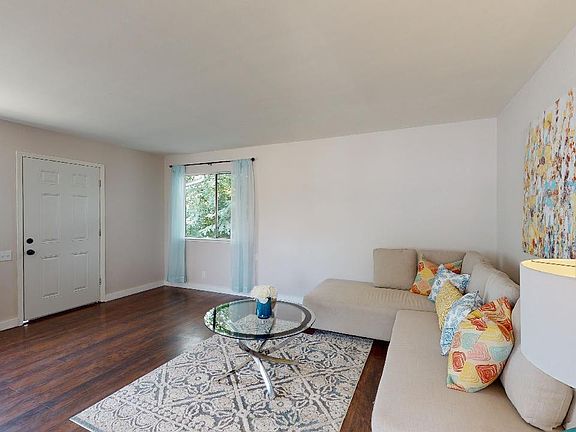 4th image of 1411 McQuesten Dr APT D