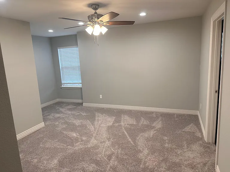 81 S Hunter St #33 — Photo 13