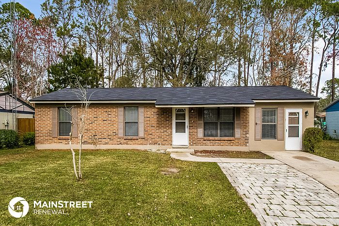 1st image of 2702 Julie Ln
