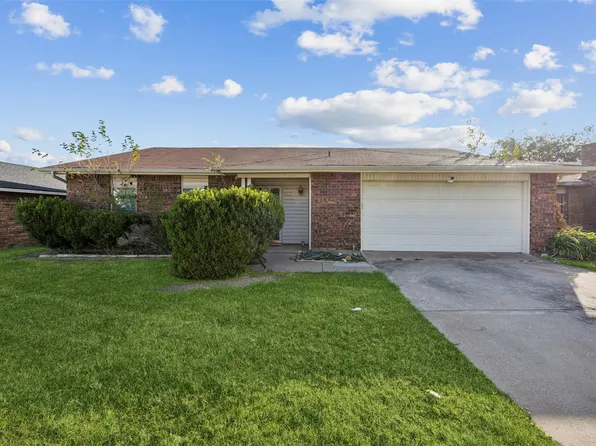 7512 Whitewood Dr, Fort Worth, TX 76137