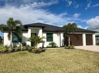 833 NE 11th St, Cape Coral, FL 33909