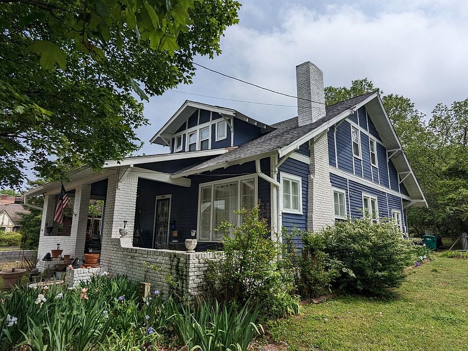 2nd image of 1016 N Highland Ave