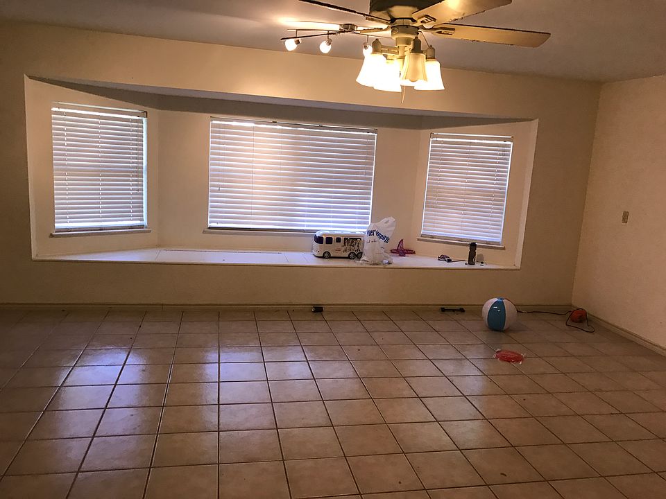 1st image of 1601 Silver Saddle Dr
