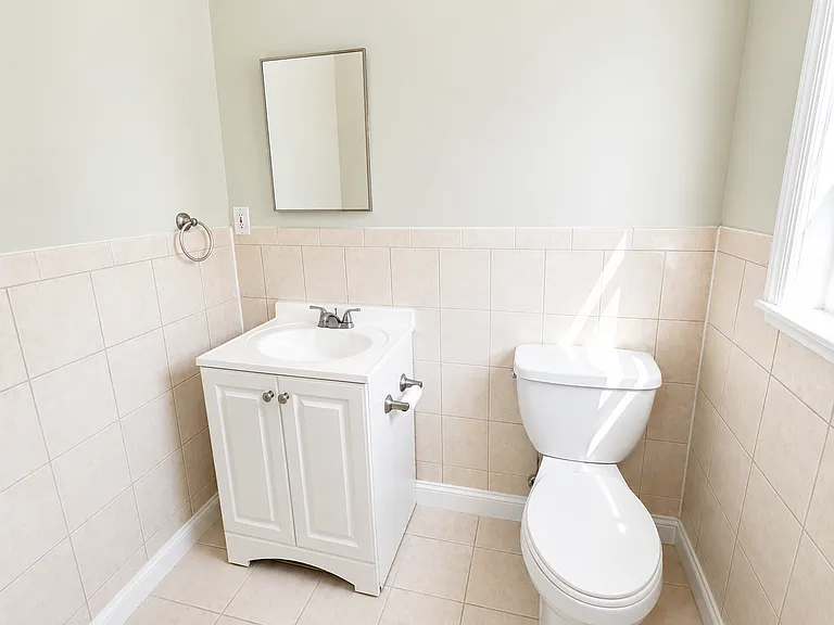 699 S 18th St #3 — Photo 17