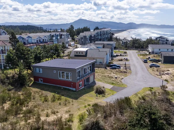 175 Crescent St, Oceanside, OR 97134