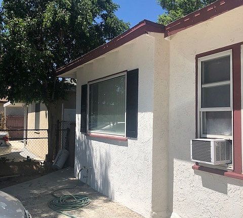 3rd image of 627 E Ralston St