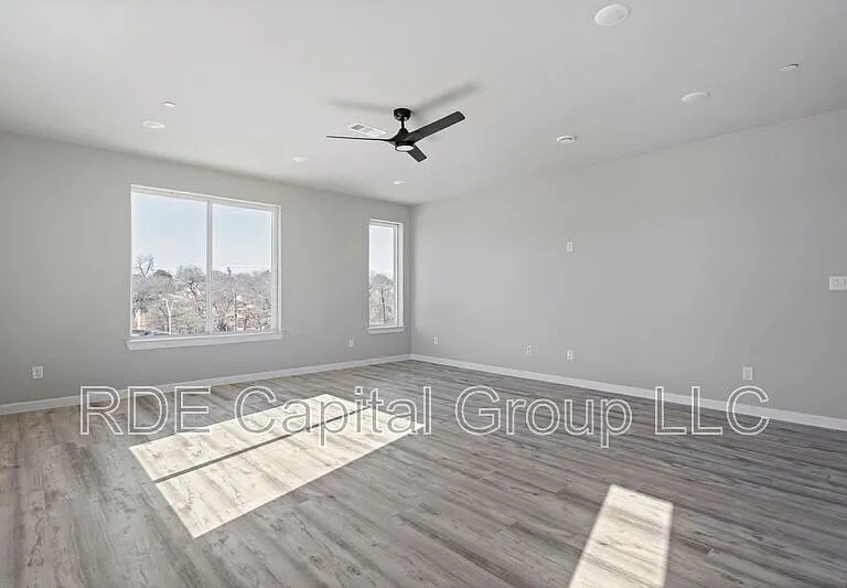 948 Corinth Street Rd #3 — Photo 7