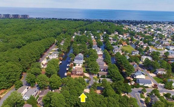 2nd image of 113 Canal Dr