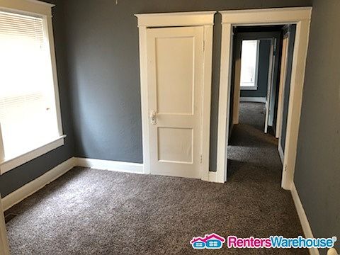 2nd image of 3206 E 11th St APT 1W