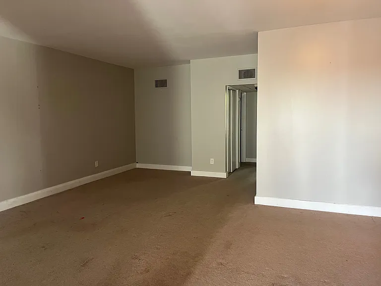 79 W Main St #3 — Photo 8