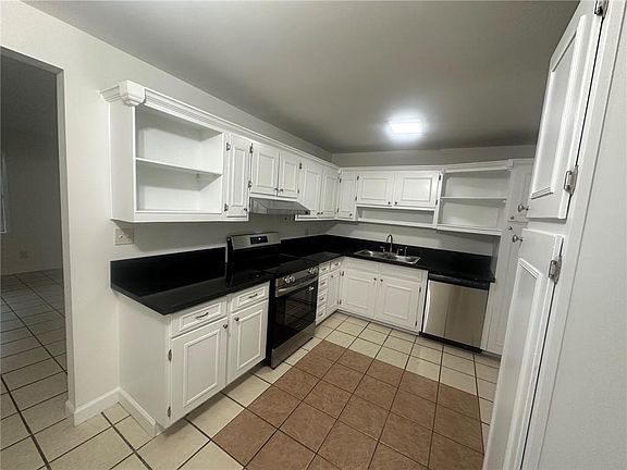5th image of 3229 Fern Valley Dr SW
