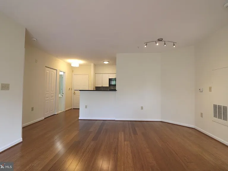 12915 Alton Sq #303 — Photo 6