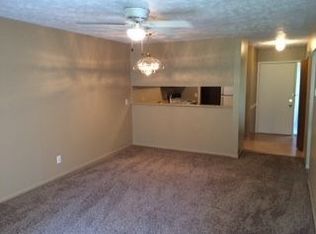 3240 Jonis Cir, Lansing, MI 48906