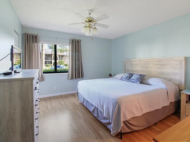 407 Pine Glen Ln #C-1 — Photo 14