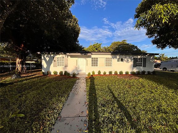 3rd image of 16220 NW 28th Pl