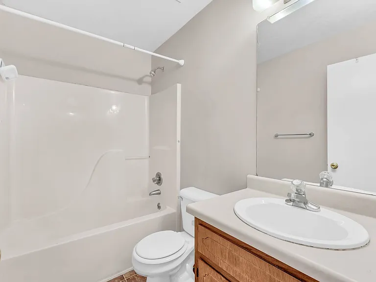 381 Peabody Dr — Photo 12