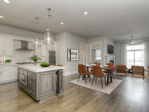 2nd image of 105 S Cottage Hill Ave #301