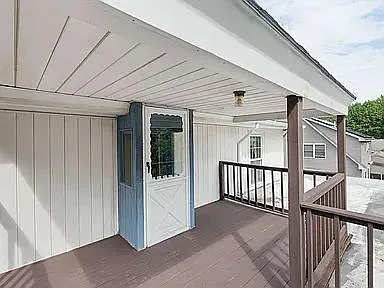 2 bed, 1.0 bath, 1000 sqft, $2,200 — Photo 3