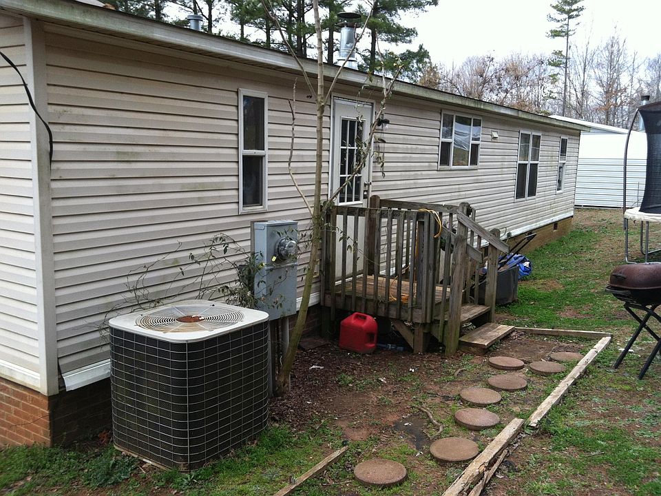 2nd image of 152 Cheyenne Rd